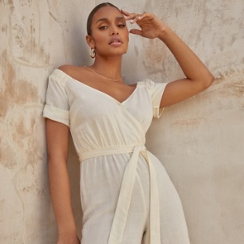 JustFab Off Shoulder Jumpsuit In Cream